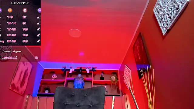 Lucy Williiams online show from November 7, 11:43 am