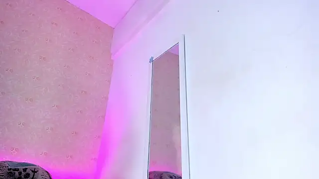 Snapshot of AMAIAA_LOVE chatting on January 29, 12:13 pm AMAIAA LOVE online show from January 29, 12:13 pm