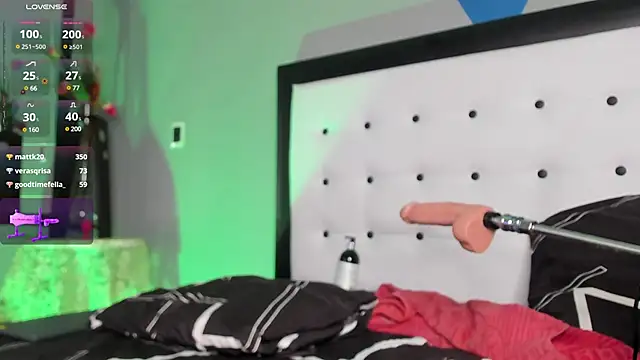 valeria hurtado online show from December 11, 8:04 am