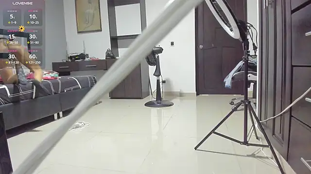 valeria hurtado online show from February 13, 2:01 am