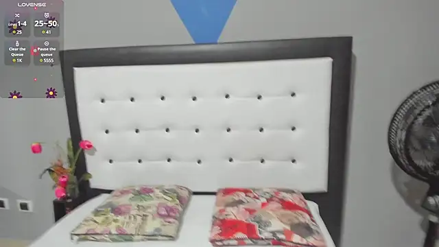 valeria hurtado online show from February 26, 2:59 am