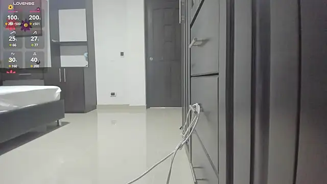 valeria hurtado online show from February 28, 3:15 am