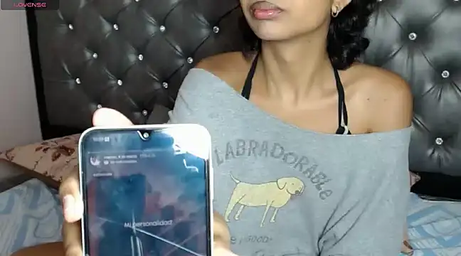 Snapshot of ToshiaKimich chatting on March 12, 3:40 pm ToshiaKimich online show from March 12, 3:40 pm