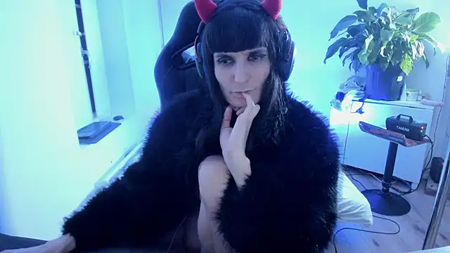 CeriseLapine online show from September 27, 6:13 pm