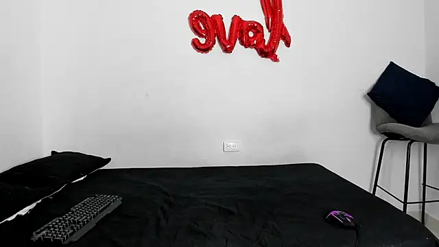 evanscollins online show from November 25, 12:32 am