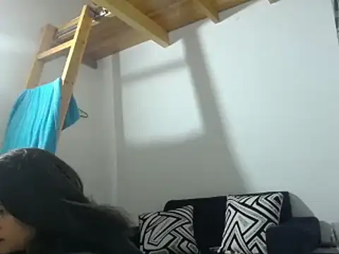 khleo lionss online show from March 5, 1:42 am