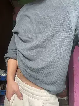 Snapshot of alburt_1996 chatting on February 23, 4:07 am alburt 1996 online show from February 23, 4:07 am