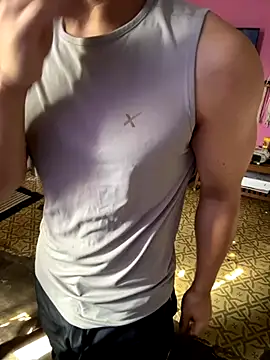 Snapshot of alburt_1996 chatting on December 4, 5:06 am alburt 1996 online show from December 4, 5:06 am