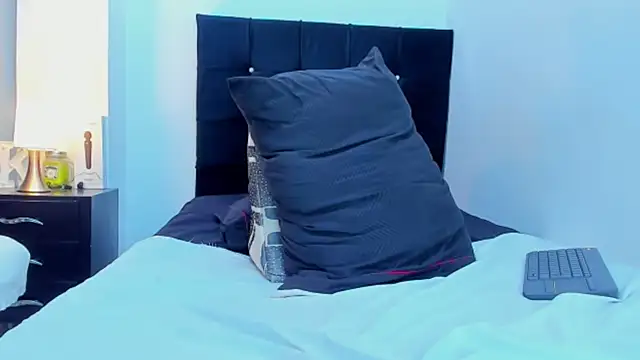 kathyajhonss online show from February 23, 2:40 am