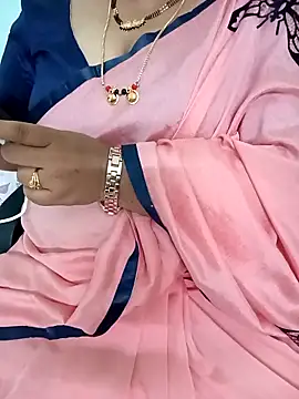 Snapshot of your-sameera chatting on November 1, 4:47 am your-sameera online show from November 1, 4:47 am