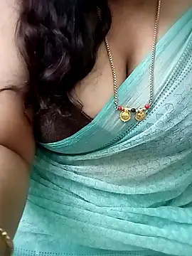 Snapshot of your-sameera chatting on May 12, 4:31 am your-sameera online show from May 12, 4:31 am