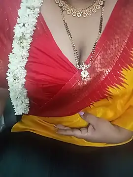 Snapshot of your-sameera chatting on July 21, 4:48 am your-sameera online show from July 21, 4:48 am