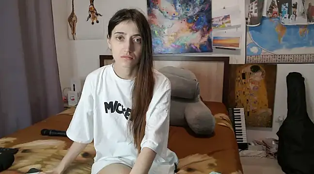 Snapshot of Iren chatting on March 6, 7:43 pm Iren online show from March 6, 7:43 pm