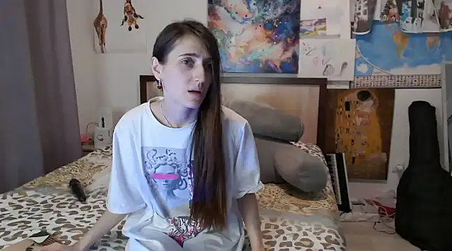 Snapshot of Iren chatting on March 11, 12:22 am Iren online show from March 11, 12:22 am