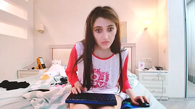 Snapshot of Iren chatting on November 26, 1:17 am Iren online show from November 26, 1:17 am