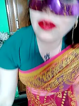 Snapshot of Raja_Ranii chatting on January 9, 4:41 am Raja Ranii online show from January 9, 4:41 am