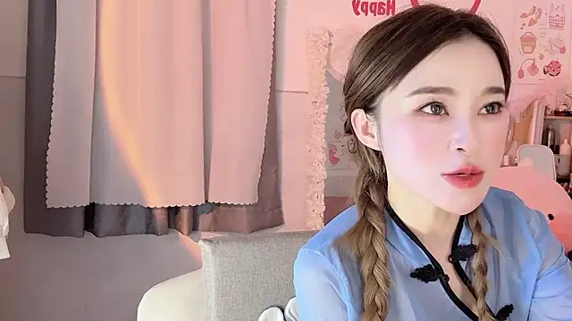 Snapshot of Carly_1 chatting on December 29, 1:49 pm Carly 1 online show from December 29, 1:49 pm