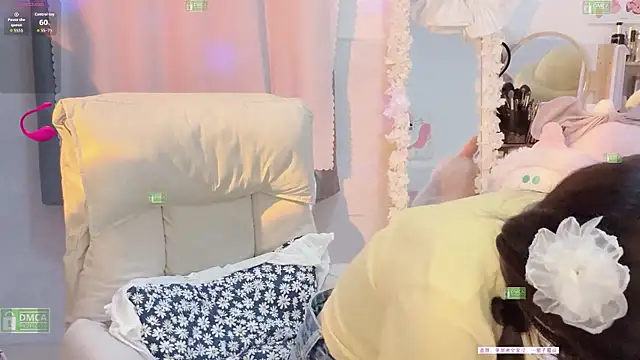 Snapshot of Carly_1 chatting on October 19, 11:55 am Carly 1 online show from October 19, 11:55 am