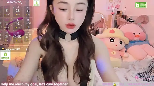 Snapshot of Carly_1 chatting on November 23, 7:19 am Carly 1 online show from November 23, 7:19 am