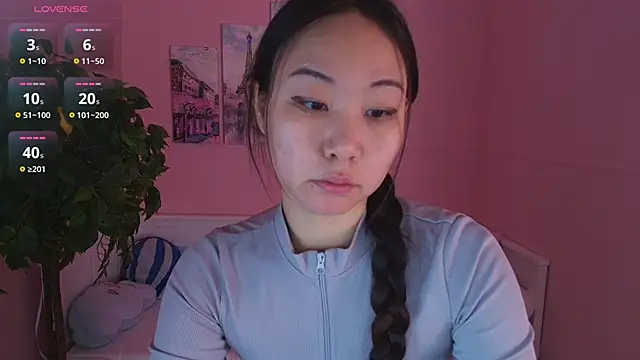 Snapshot of Inari_Okami_ chatting on May 28, 10:45 am Inari Okami online show from May 28, 10:45 am