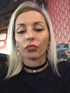 Snapshot of Diamond_Bunny_ chatting on January 7, 4:27 pm Diamond Bunny online show from January 7, 4:27 pm