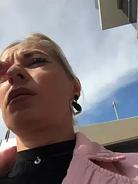 Snapshot of Diamond_Bunny_ chatting on March 9, 12:31 pm Diamond Bunny online show from March 9, 12:31 pm