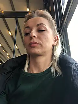 Snapshot of Diamond_Bunny_ chatting on March 19, 2:57 pm Diamond Bunny online show from March 19, 2:57 pm