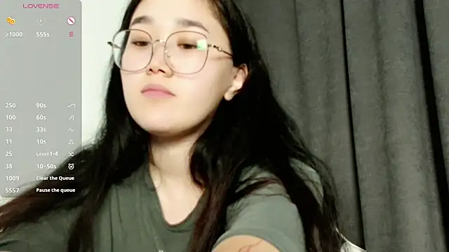 Snapshot of Jennatyan chatting on February 21, 2:27 pm Jennatyan online show from February 21, 2:27 pm