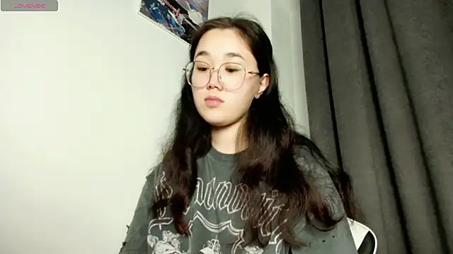 Snapshot of Jennatyan chatting on March 8, 6:16 pm Jennatyan online show from March 8, 6:16 pm