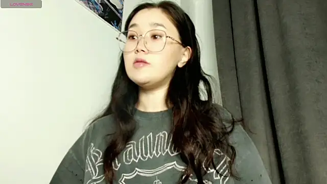 Snapshot of Jennatyan chatting on March 9, 4:55 pm Jennatyan online show from March 9, 4:55 pm