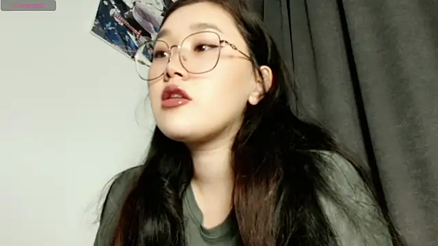 Snapshot of Jennatyan chatting on March 16, 3:28 pm Jennatyan online show from March 16, 3:28 pm