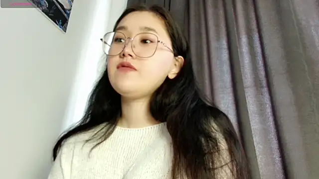 Snapshot of Jennatyan chatting on March 20, 10:10 am Jennatyan online show from March 20, 10:10 am