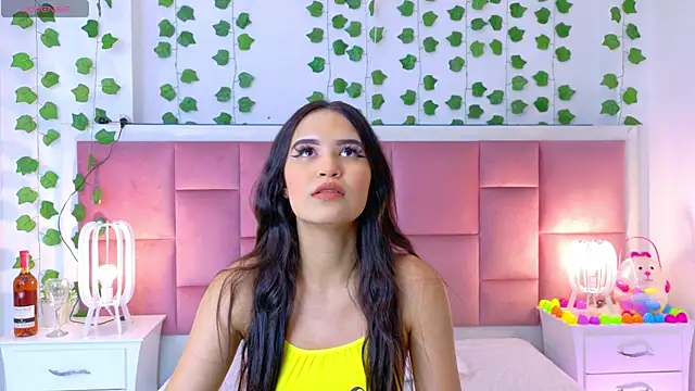 kaily sweet1 online show from April 24, 11:12 am