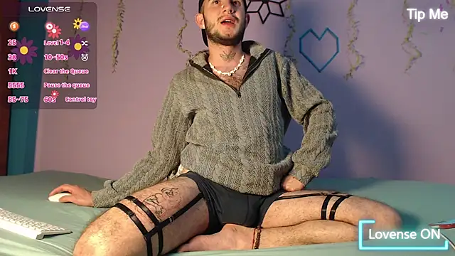 Dante Bear  online show from February 13, 11:23 pm