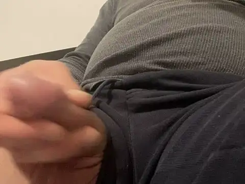 Snapshot of mesetti chatting on December 5, 11:51 pm mesetti online show from December 5, 11:51 pm