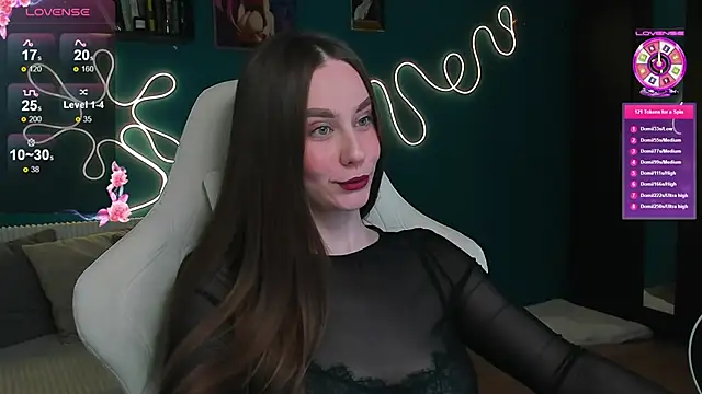 katie taylorr online show from June 18, 8:24 pm
