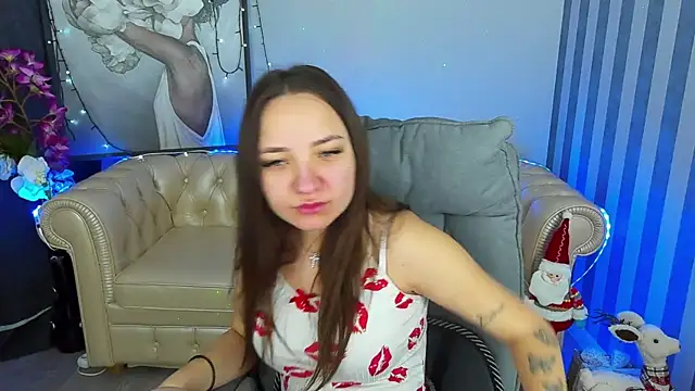 ElysLunar online show from January 13, 6:27 am