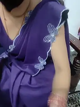 Snapshot of kaveerpooja947 chatting on March 29, 5:46 pm kaveerpooja947 online show from March 29, 5:46 pm