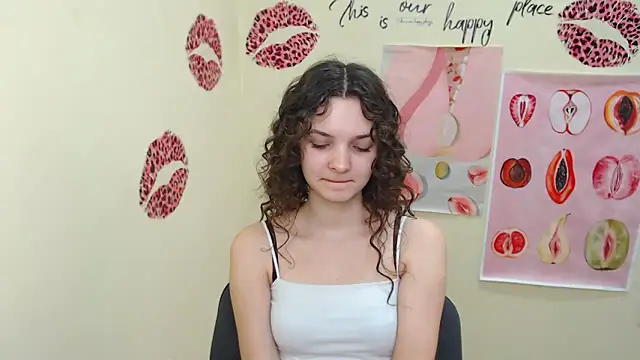  SusieSu  online show from February 28, 10:30 am