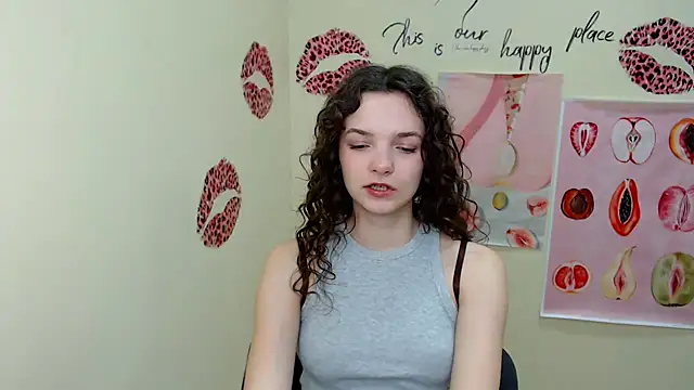  SusieSu  online show from March 10, 7:10 am