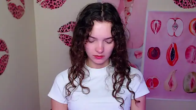  SusieSu  online show from October 24, 6:32 am