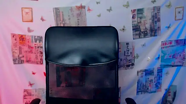  SusieSu  online show from June 12, 6:07 pm