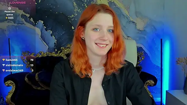 Snapshot of MagicLilu chatting on February 3, 2:47 am MagicLilu online show from February 3, 2:47 am