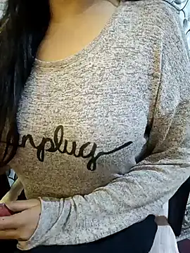 kindar-joy online show from December 19, 10:21 pm