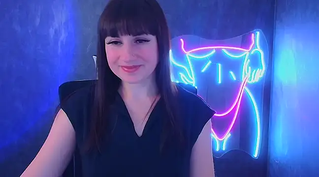 Snapshot of Violla_My chatting on February 7, 9:47 am Violla My online show from February 7, 9:47 am