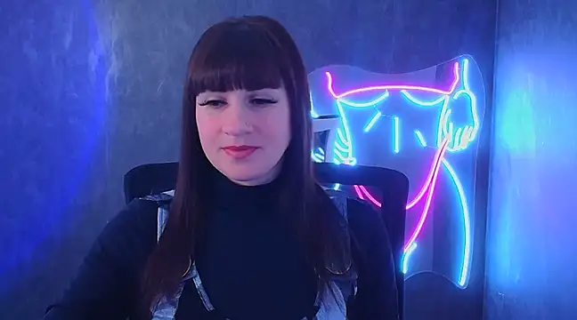 Snapshot of Violla_My chatting on February 8, 6:33 am Violla My online show from February 8, 6:33 am