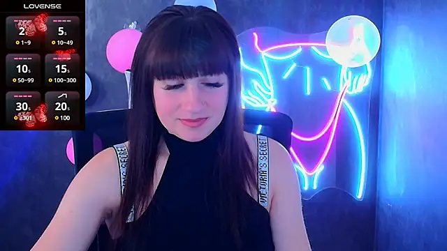 Snapshot of Violla_My chatting on February 20, 6:50 am Violla My online show from February 20, 6:50 am