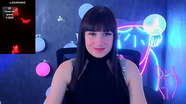 Snapshot of Violla_My chatting on February 26, 10:15 am Violla My online show from February 26, 10:15 am