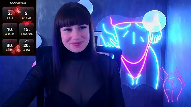 Snapshot of Violla_My chatting on February 27, 6:40 am Violla My online show from February 27, 6:40 am