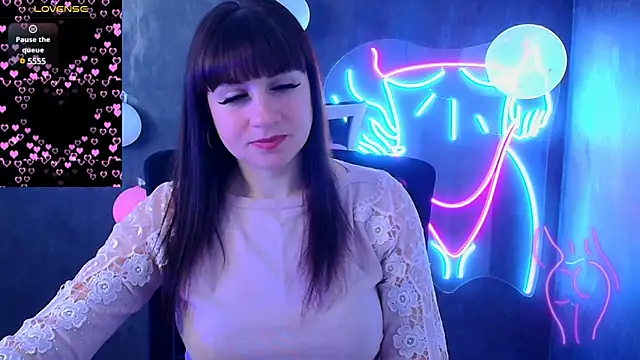 Snapshot of Violla_My chatting on March 13, 6:37 am Violla My online show from March 13, 6:37 am